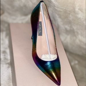 sarah jessica parker fawn rainbow metallic pumps